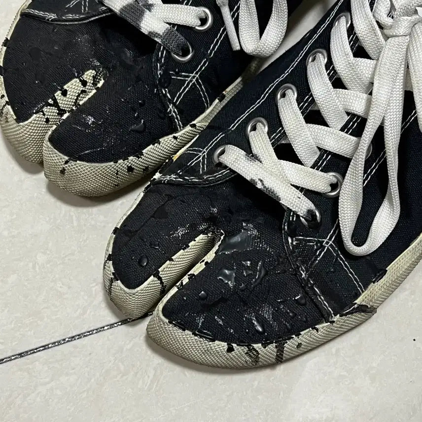 [BUNJANG] Maison Margiela Tabi Sneakers Painted / 마르지엘라 타비 페인팅