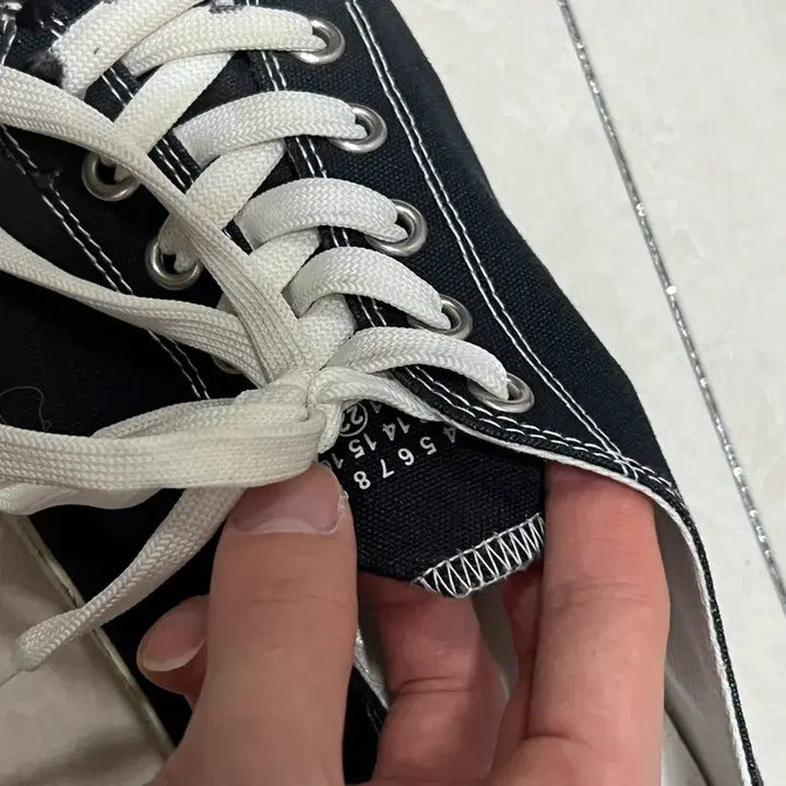 [BUNJANG] Maison Margiela Tabi Sneakers Painted / 마르지엘라 타비 페인팅