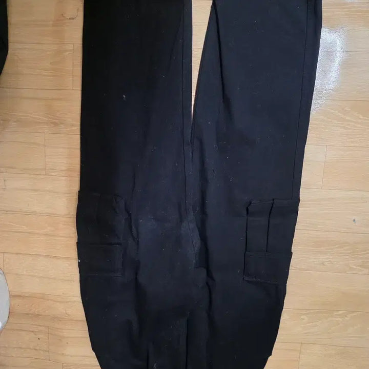 [BUNJANG] Black Cargo Pants (Size 32-33) / 블랙 카고 팬츠남자 32~33