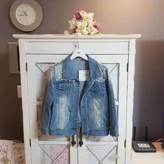 [BUNJANG] Pearl Embellished Denim Jacket (Size 55-66) / 진주장식 데님자켓/55-66 새상품