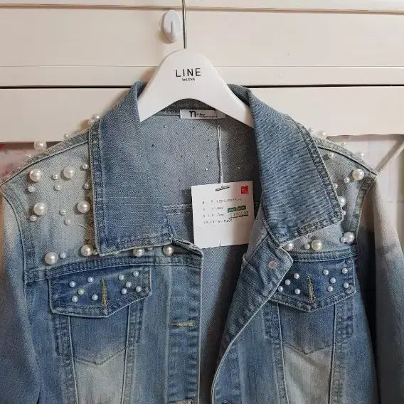 [BUNJANG] Pearl Embellished Denim Jacket (Size 55-66) / 진주장식 데님자켓/55-66 새상품