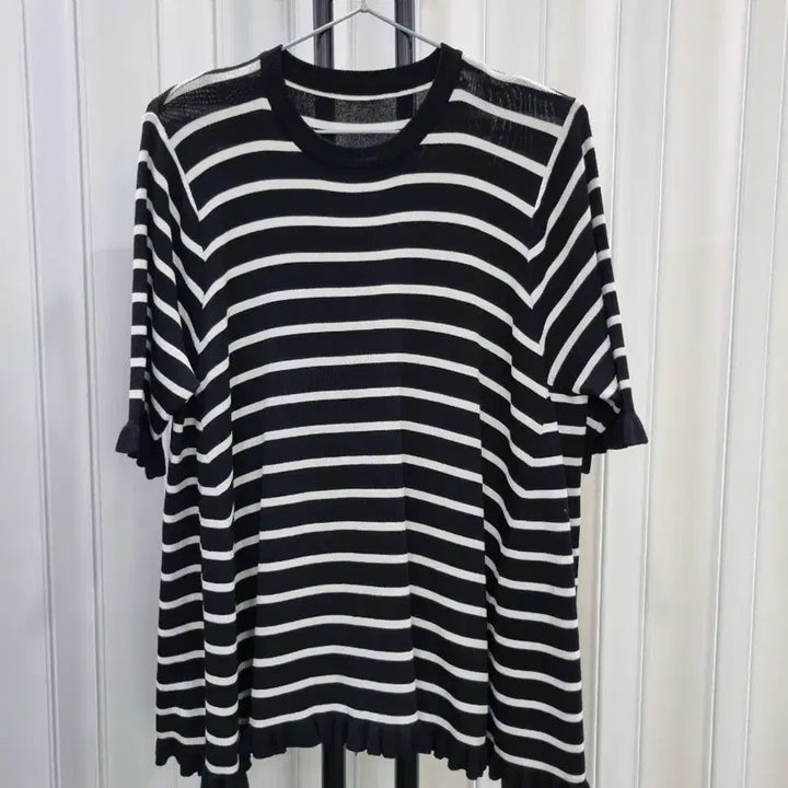 [BUNJANG] Striped Knit T-Shirt Black White / 줄무늬 니트 티셔츠 블랙 화이트