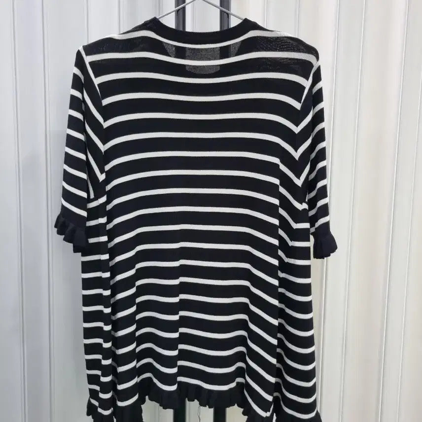 [BUNJANG] Striped Knit T-Shirt Black White / 줄무늬 니트 티셔츠 블랙 화이트