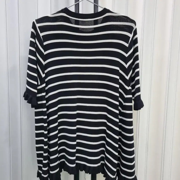 [BUNJANG] Striped Knit T-Shirt Black White / 줄무늬 니트 티셔츠 블랙 화이트