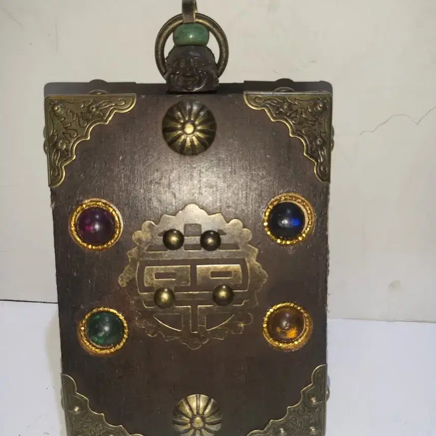[BUNJANG] Jade Ornament with Gemstone and Metal Accents / 옥 장식품