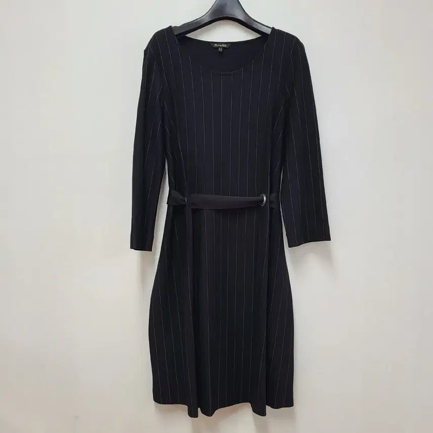 [BUNJANG] Massimo Dutti Black Rayon Pin Stripe Belted Midi Dress / 마시모두띠 벨트 원피스 55