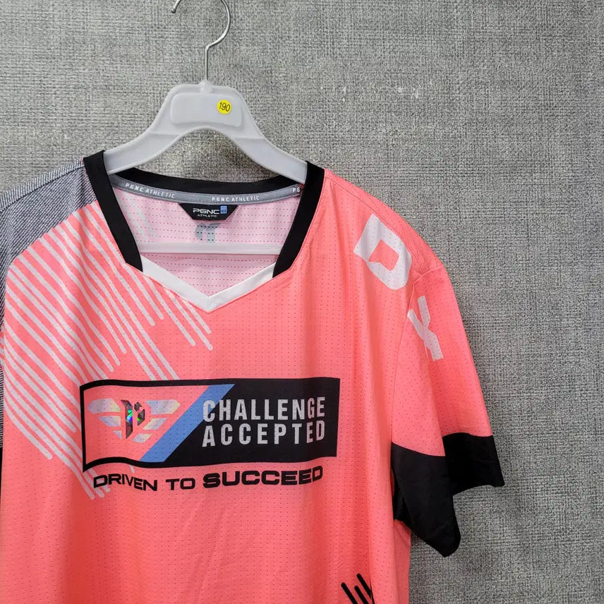 [BUNJANG] Sports Short Sleeve T-Shirt Size 100 / ㄴ190 스포츠 반팔 100