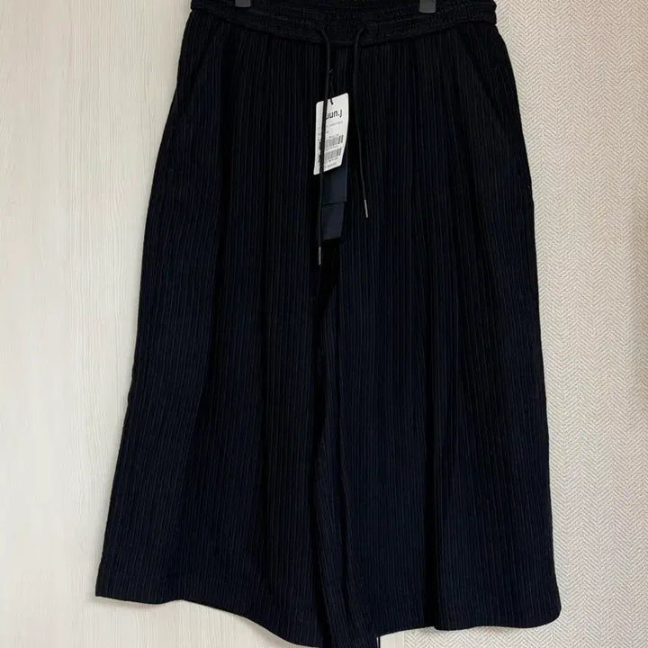 [BUNJANG] Juun.J 25SS Stripe Bermuda Pants Black / (44) 25ss 준지 스트라이프 버뮤다 팬츠 블랙