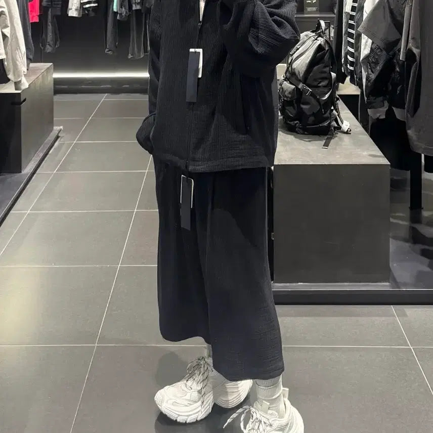 [BUNJANG] Juun.J 25SS Stripe Bermuda Pants Black / (44) 25ss 준지 스트라이프 버뮤다 팬츠 블랙