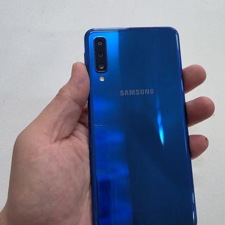 [BUNJANG] Samsung Galaxy A70 A급 Used Phone Blue 64GB / 갤럭시 A750블루 A급 무잔상 정상공기기 중고폰