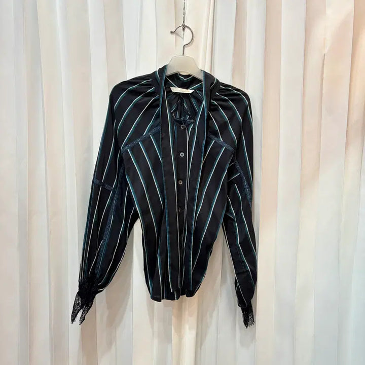 [BUNJANG] S.Renbon Striped Pattern Cotton Blend Blouse / S 레니본 스트라이프 패턴 면 혼방 블라우스 C353