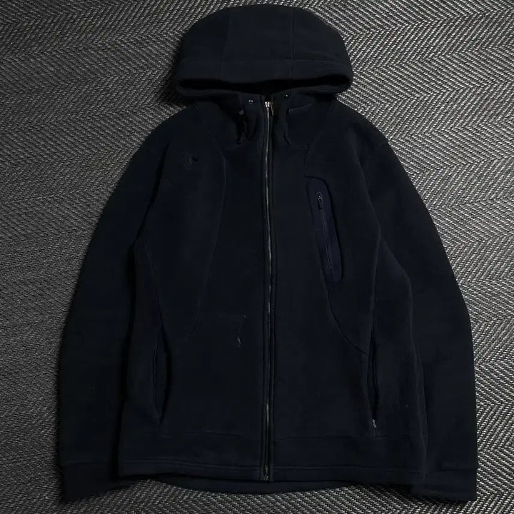 [BUNJANG] Descente Embroidered Logo Fleece Hooded Zip-Up Navy XL / 데상트 자수로고 플리스 후드집업 네이비y 6190
