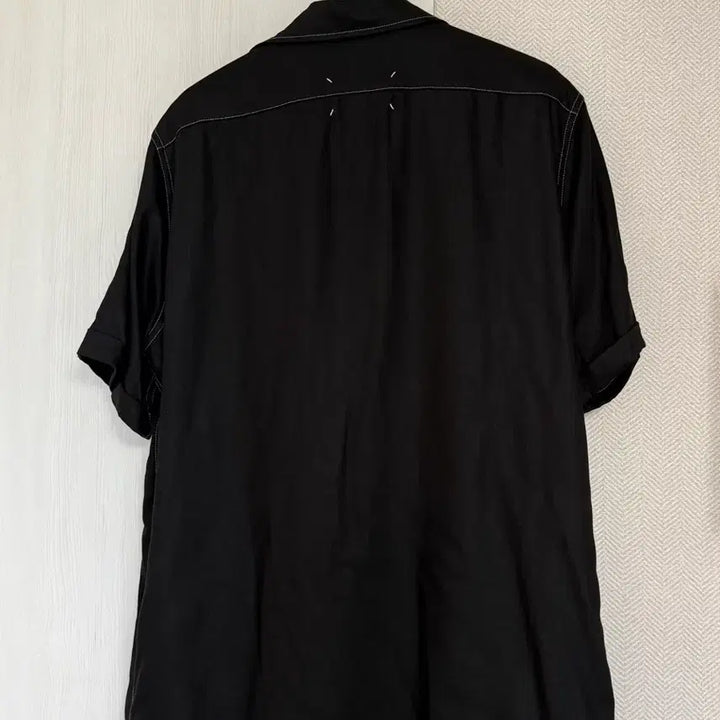 [BUNJANG] Maison Margiela Stitch Short-Sleeve Shirt Black / (50) 23ss 마르지엘라 스티치 반팔 셔츠 블랙