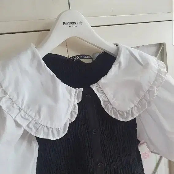 [BUNJANG] Zara Puff Sleeve Frill Collar Blouse / 자라 블라우스/55~66