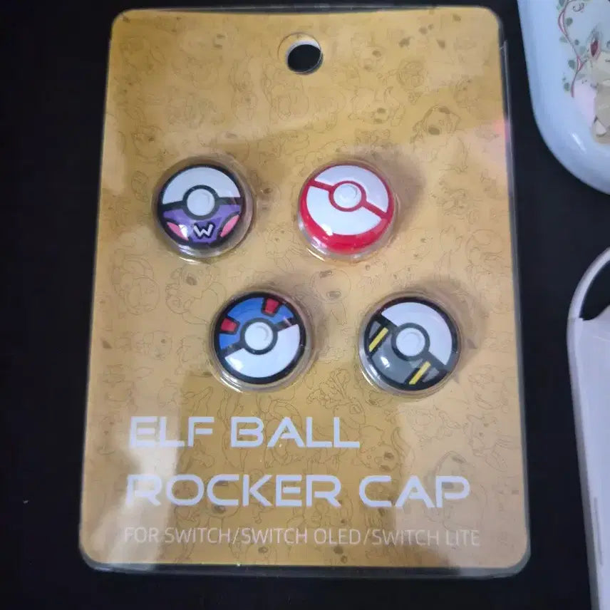 [BUNJANG] Nintendo Switch OLED Eevee Skin Set with Poké Ball Cap and Screen Protector / 닌텐도 스위치 OLED 이브이 스킨 세트/몬스터볼 캡/보호필름