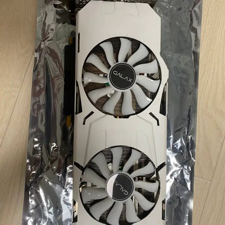 [BUNJANG] Samsung Galaxy GeForce GTX 1080 Ti 11GB Graphics Card / 갤럭시 지포스 GTX 1080ti 11GB