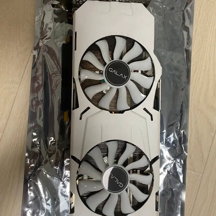 [BUNJANG] Samsung Galaxy GeForce GTX 1080 Ti 11GB Graphics Card / 갤럭시 지포스 GTX 1080ti 11GB