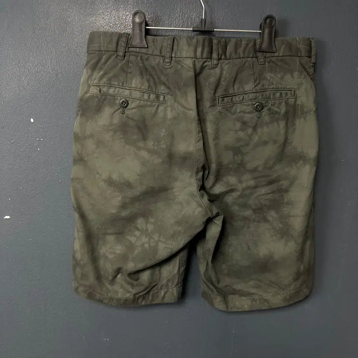 [BUNJANG] Uniqlo Khaki Washed Chino Shorts / M 유니클로 카키 워시드 치노 반바지