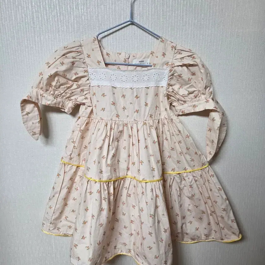 [BUNJANG] DANO Floral Short Sleeve Dress Size 5 / DANO 꽃무늬 반팔 원피스 5호