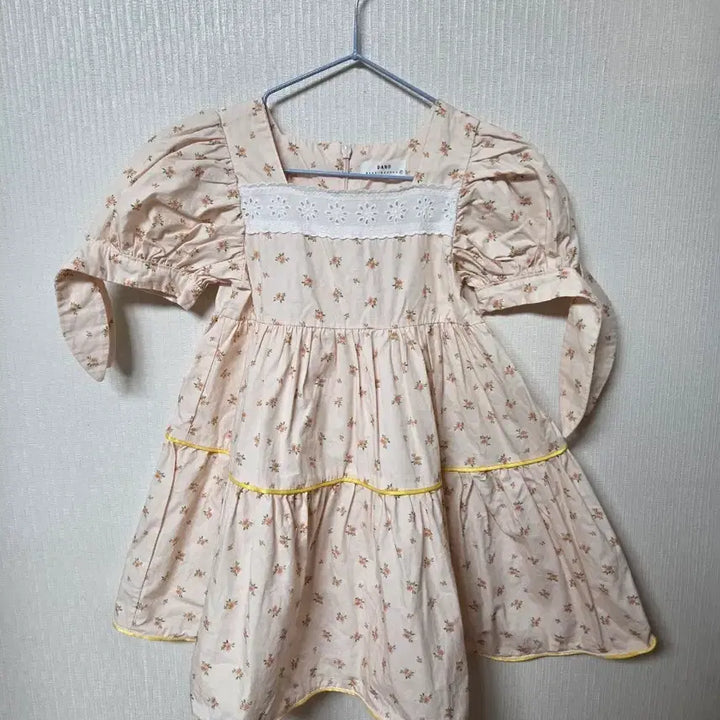 [BUNJANG] DANO Floral Short Sleeve Dress Size 5 / DANO 꽃무늬 반팔 원피스 5호