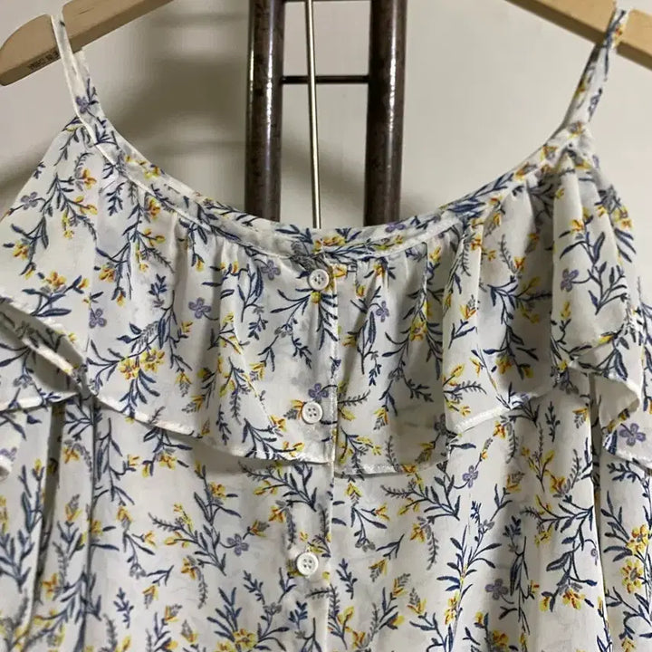 [BUNJANG] Chiffon Off-Shoulder Blouse / 쉬폰 오프숄더 블라우스 66
