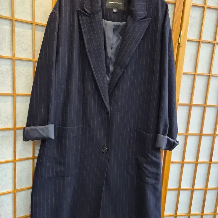 [BUNJANG] Plastic Island Stripe Oversized Coat / 플라스틱 아일랜드 스트라이프 오버핏코트
