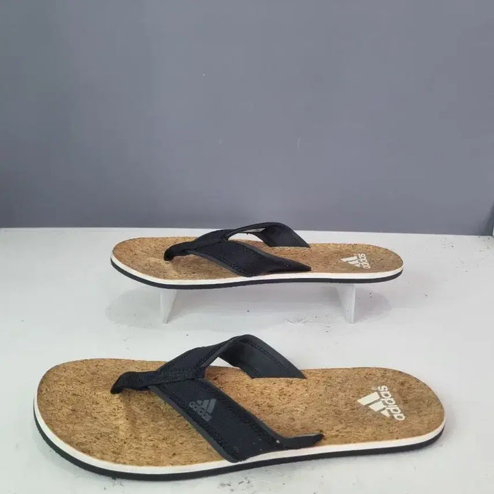 [BUNJANG] Hyojabinseong 275 Adidas Mahillo Flip-flops / 효자빈티지 275 아디다스 마힐로 쪼리