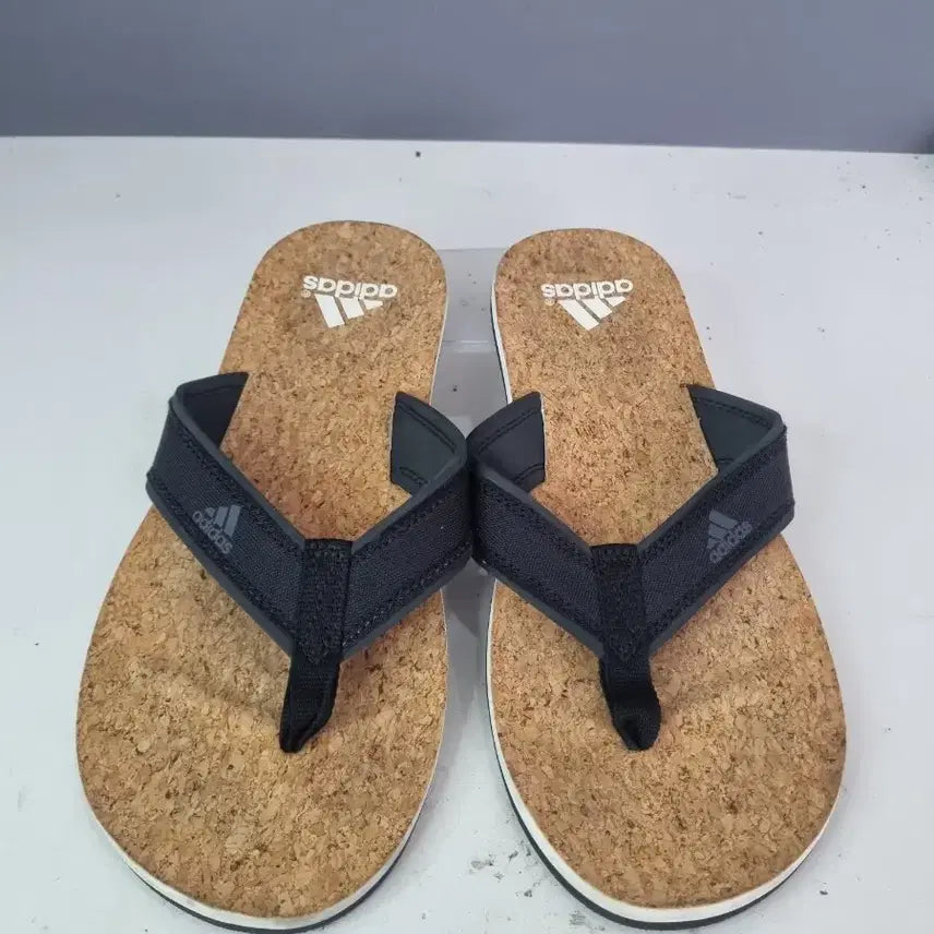 [BUNJANG] Hyojabinseong 275 Adidas Mahillo Flip-flops / 효자빈티지 275 아디다스 마힐로 쪼리