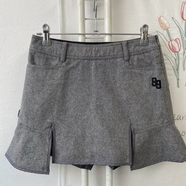 [BUNJANG] Parigates Golfwear Flare Wool Skirt / 파리게이츠 골프웨어 플레어 울 스커트