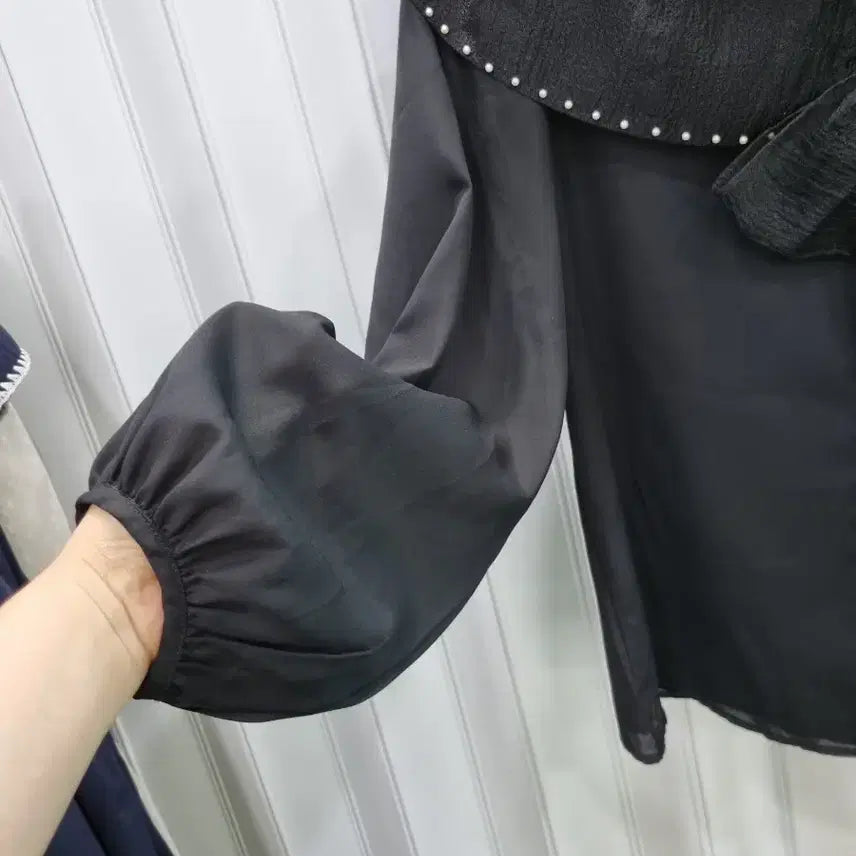 [BUNJANG] Black Chiffon Ribbon Blouse / 블랙 쉬폰 리본 블라우스