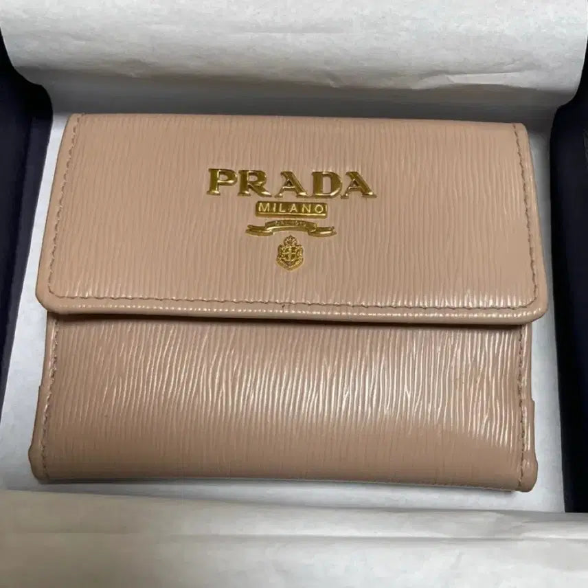 [BUNJANG] Prada Bifold Wallet / (정품) 프라다 반지갑