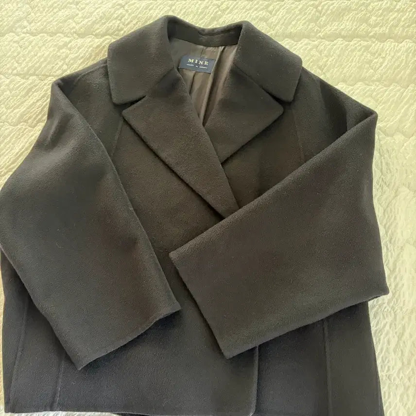 [BUNJANG] Mine by Handsome Black Wool Blend Coat / 한섬 마인 반코트 76