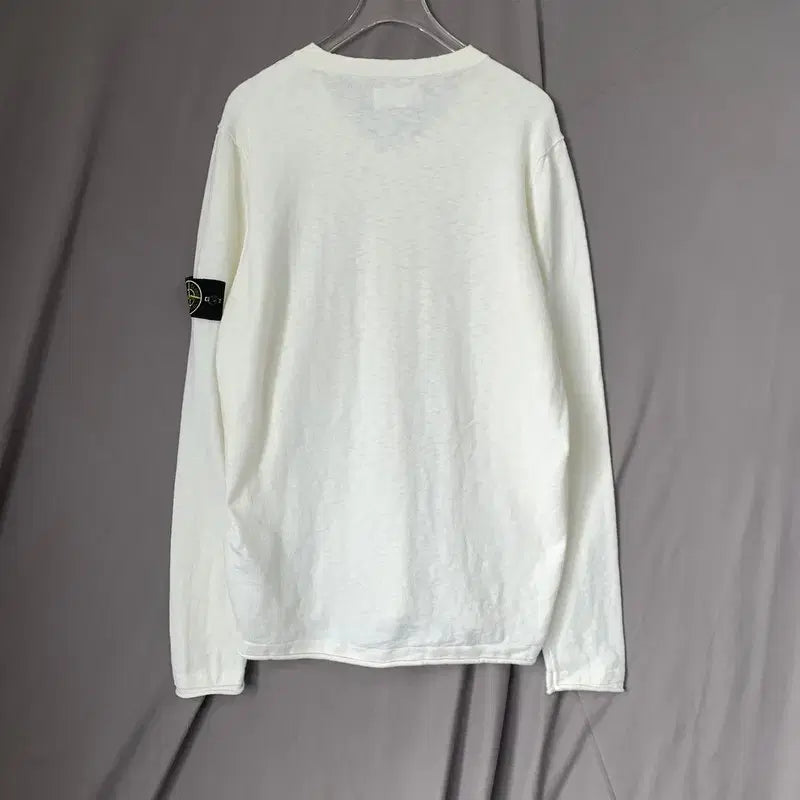 [BUNJANG] Stone Island 20 V-Neck Knit Long Sleeve Sweater / L 스톤아일랜드 20 와펜 V넥 니트 롱슬리브 긴팔티