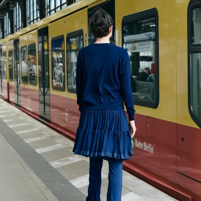 [BUNJANG] Cosmoss Ballerina Skirt Navy / cosmoss 코스모스 발레리나 스커트 네이비