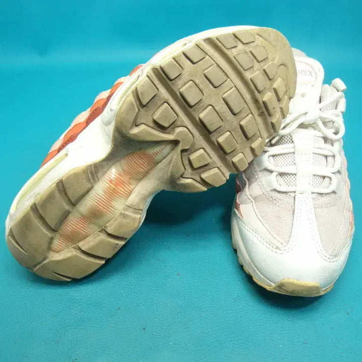 [BUNJANG] Nike Air Max 95 Sneakers / 220/r2-254/나이키 에어맥스 95 운동화/구제특별시