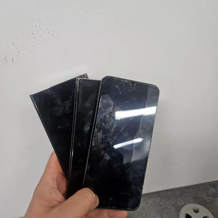 [BUNJANG] Used/Broken Phones: LG, iPhone, Galaxy - For Repair / 중고폰 엘지 아이폰 갤럭시 고장폰 파손폰 수리용폰필요해요