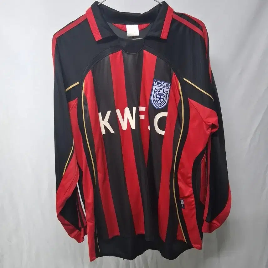 [BUNJANG] KWS CLUB Striped Soccer Jersey - Size 105 / 축구 상의  105 그외제품 개당 가격표 대로