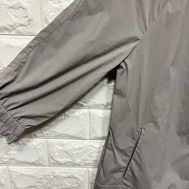 [BUNJANG] Jisen Windbreaker Jacket / 1832) 지센 바람막이