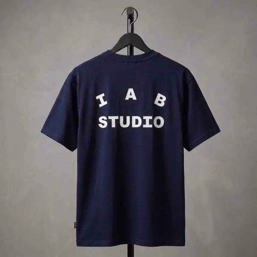 [SOLD OUT] (새상품)아이앱스튜디오 기본 반팔 티셔츠