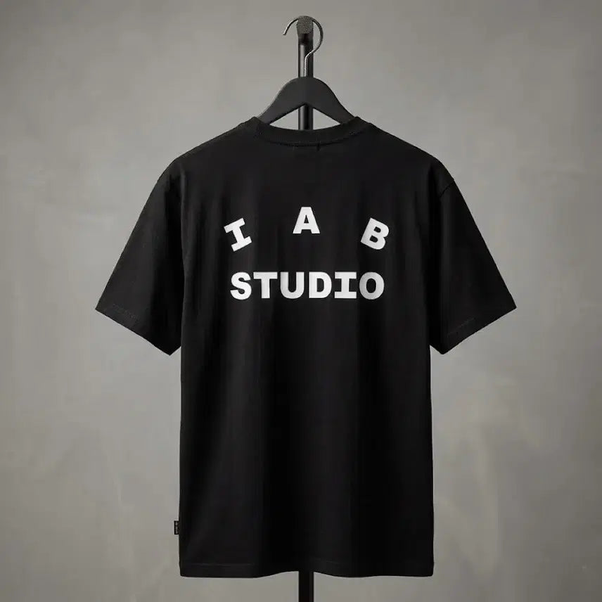 [SOLD OUT] (새상품)아이앱스튜디오 기본 반팔 티셔츠