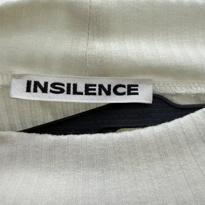 [BUNJANG] INSILENCE Mock Neck Short Sleeve T-Shirt Ivory L / 인사일런스 모크넥 반팔 티셔츠