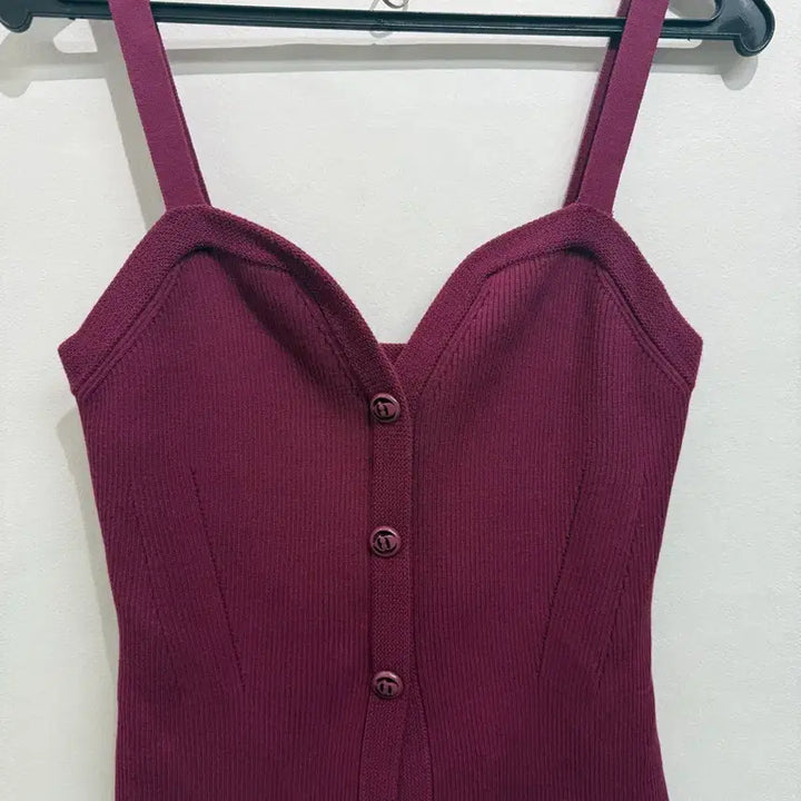 [BUNJANG] Lucky Chouette Sleeveless Knit / 럭키슈에뜨 민소매니트