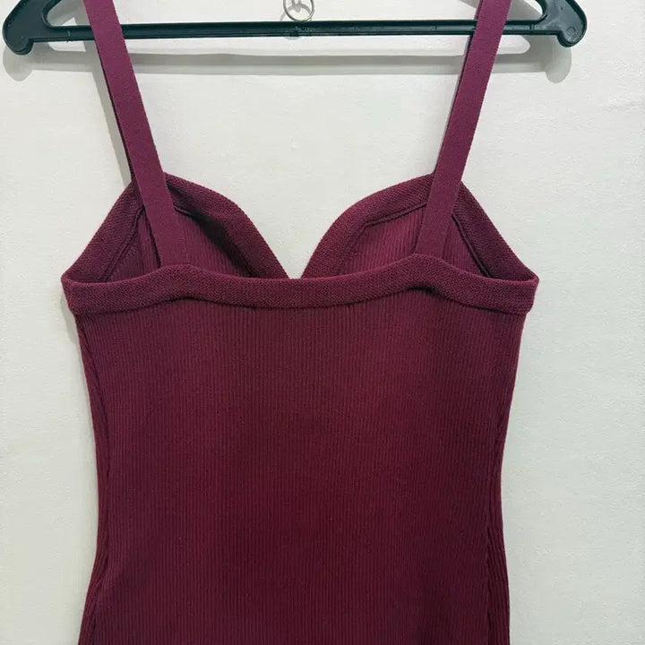 [BUNJANG] Lucky Chouette Sleeveless Knit / 럭키슈에뜨 민소매니트
