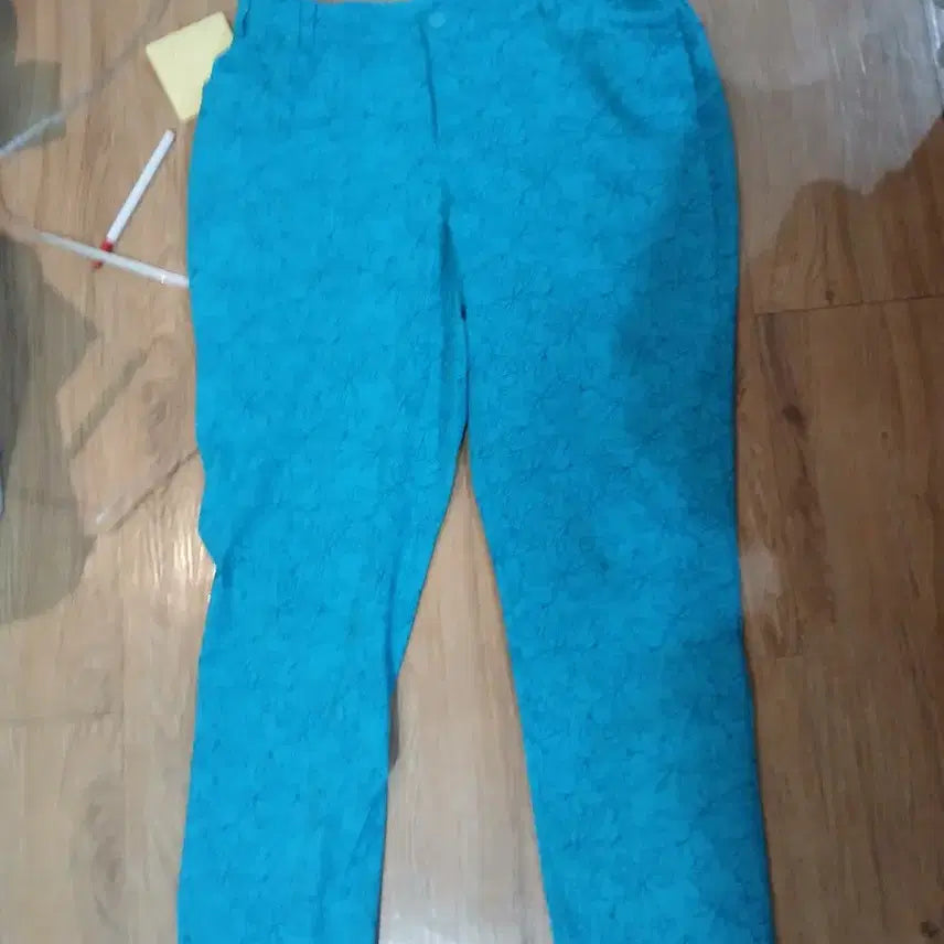 [BUNJANG] Wild Rose Floral Pattern Slacks - Waist 78cm / 와일드로즈 플로럴 패턴 바지/78센치허리