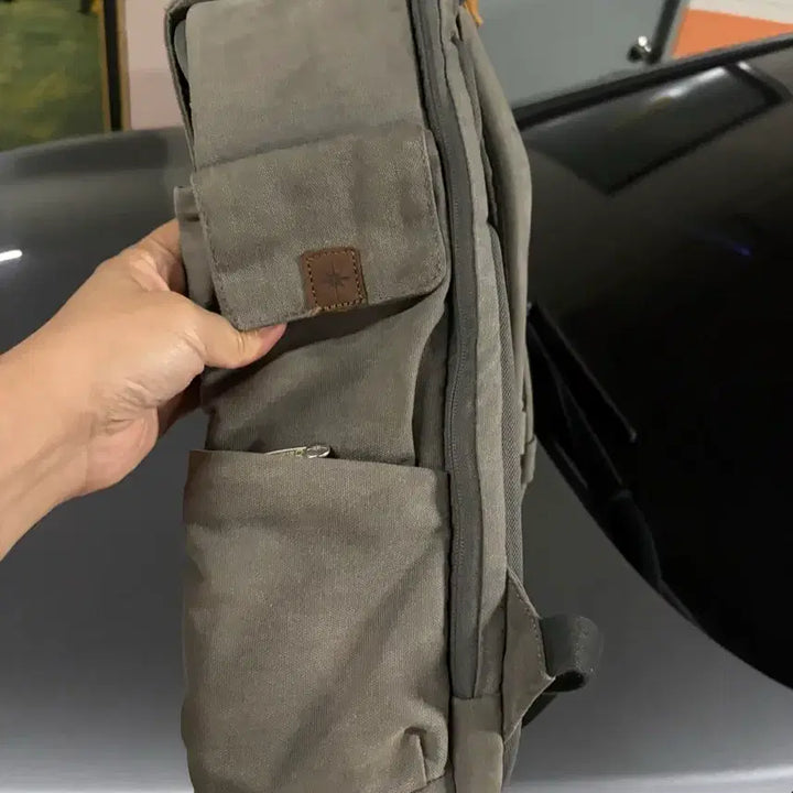 [BUNJANG] National Geographic Gray Backpack / 내셔널지오그래픽 백팩 그레이