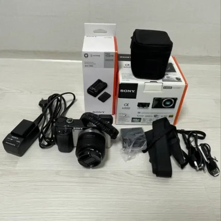 [BUNJANG] Sony a6000 Mirrorless Camera with Sigma 30mm f/2.8 Lens Kit / 소니 a6000 + 시그마 30mm f2.8