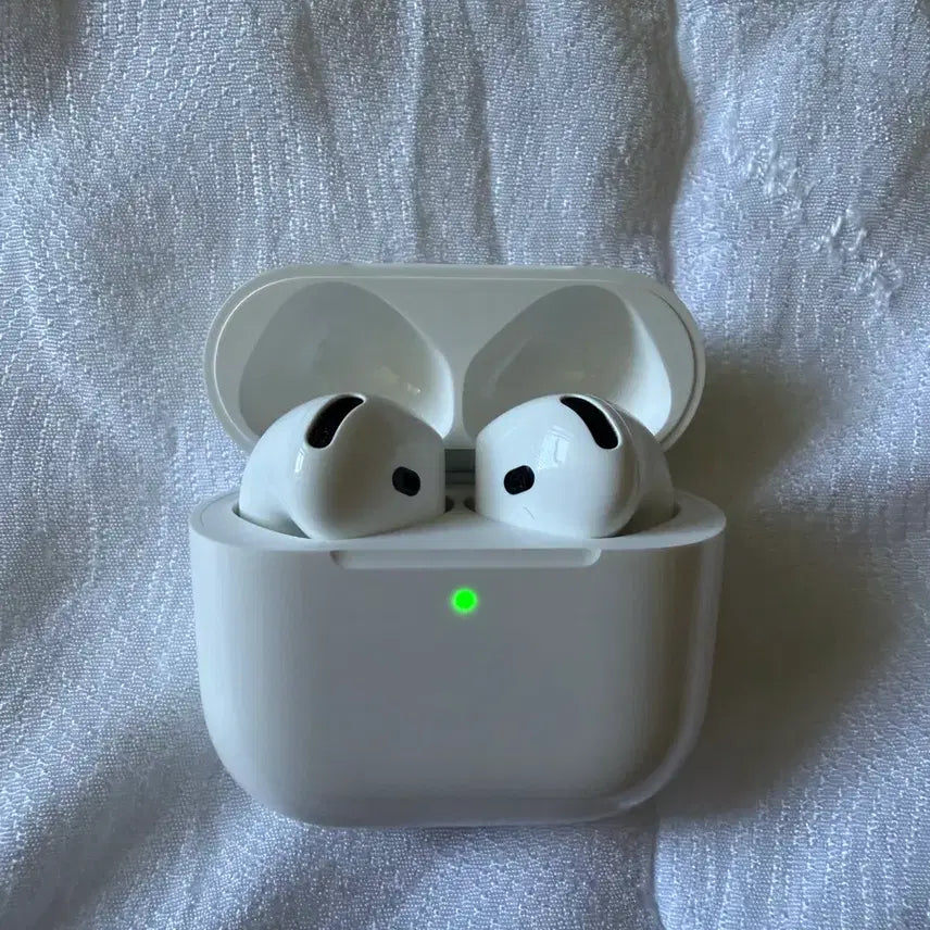 [BUNJANG] Apple AirPods 4th Generation Noise Cancelling / 에어팟 4세대 모이즈 캔슬링