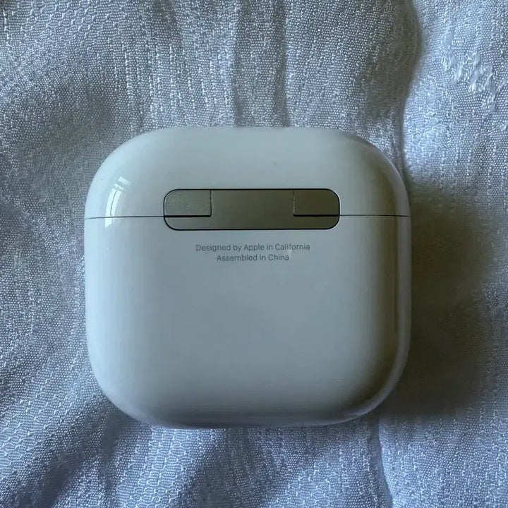 [BUNJANG] Apple AirPods 4th Generation Noise Cancelling / 에어팟 4세대 모이즈 캔슬링