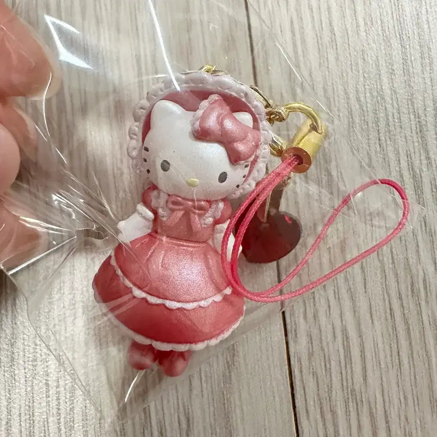 [BUNJANG] Sanrio Hello Kitty Trading Mascot Strap / 헬로키티 트레이딩 마스코트3