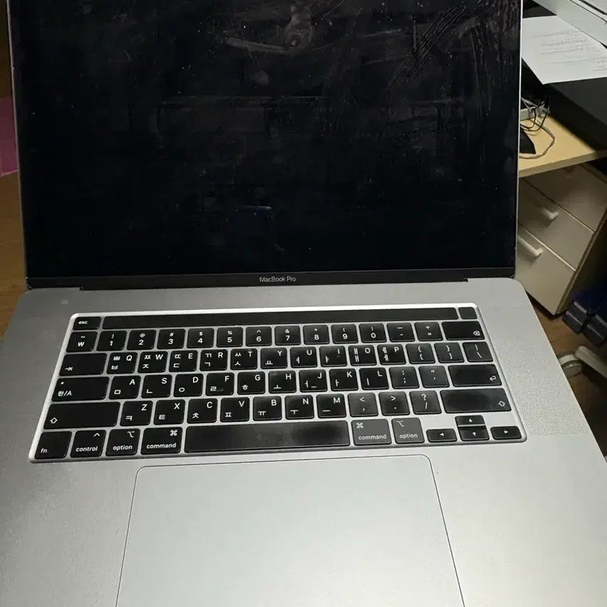 [BUNJANG] Apple MacBook Pro 16-inch 2019 (i7, 16GB RAM, 512GB SSD) / 맥북프로 2019 16인치(i7, 16gb, 512ssd)